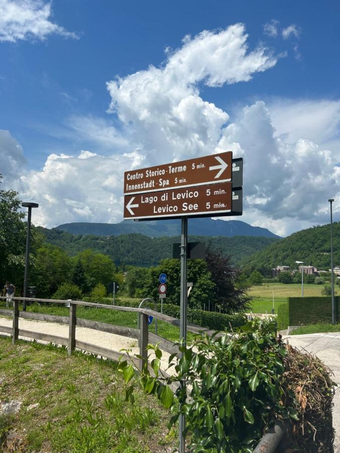 Casa Carolina Bed & Breakfast Levico Terme Exterior foto